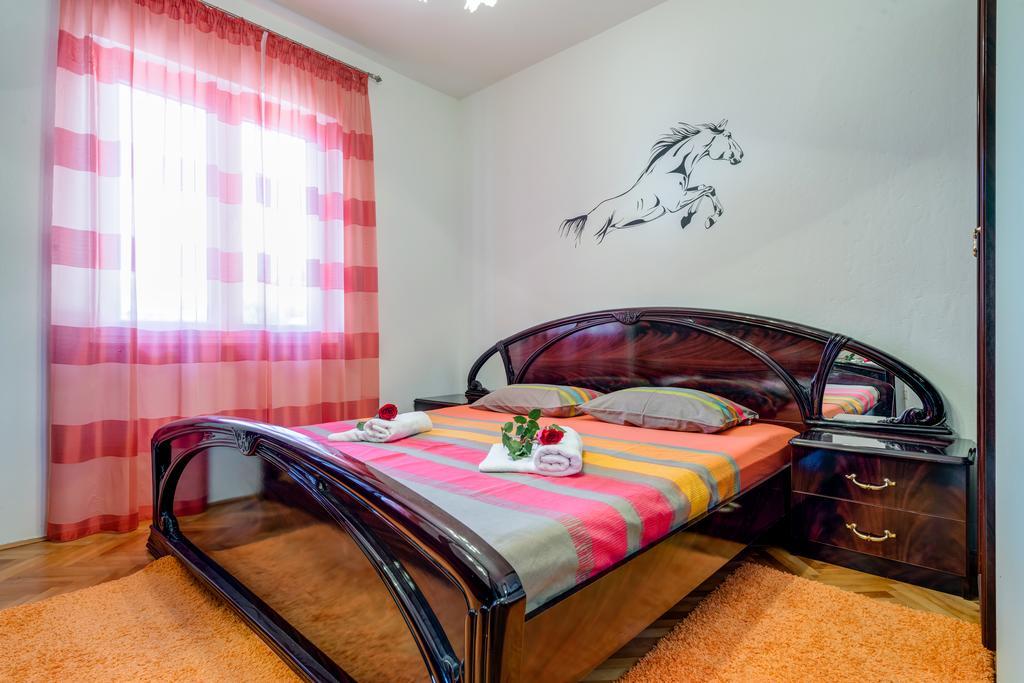 Apartment Marinely Kastela Dış mekan fotoğraf